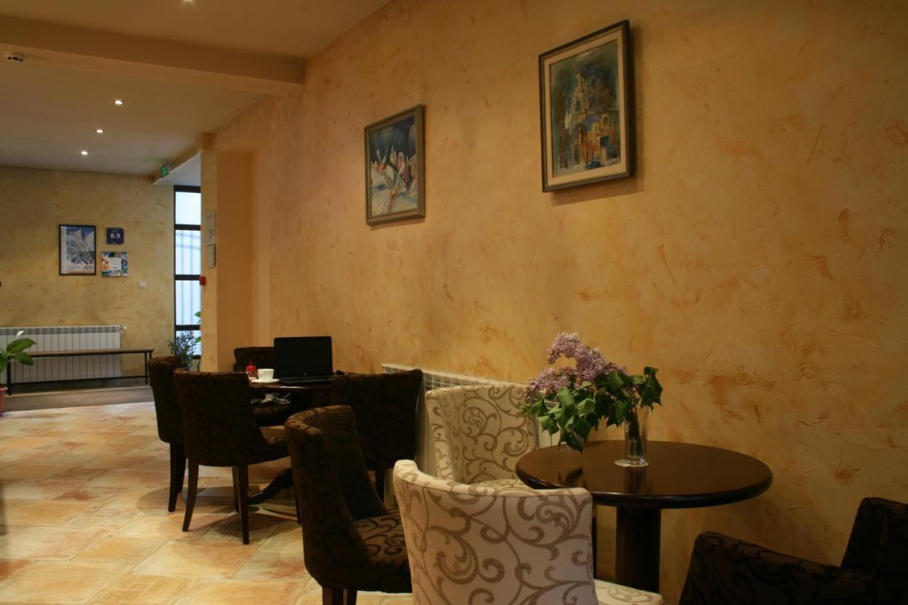 בנסקו Bizev Hotel מראה חיצוני תמונה