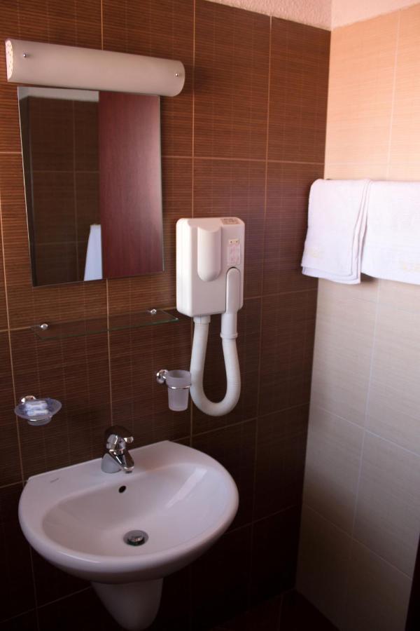 בנסקו Bizev Hotel מראה חיצוני תמונה